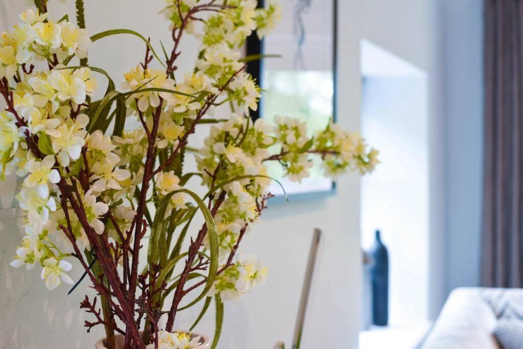 The Hideaway @ Flagham Cottage. Malmesbury Eksteriør billede