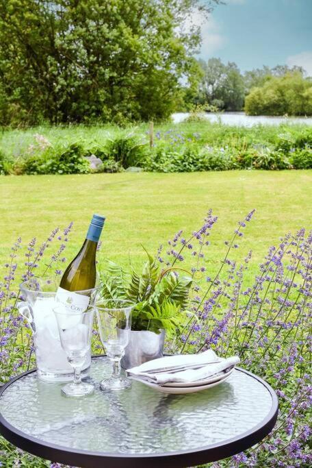 The Hideaway @ Flagham Cottage. Malmesbury Eksteriør billede
