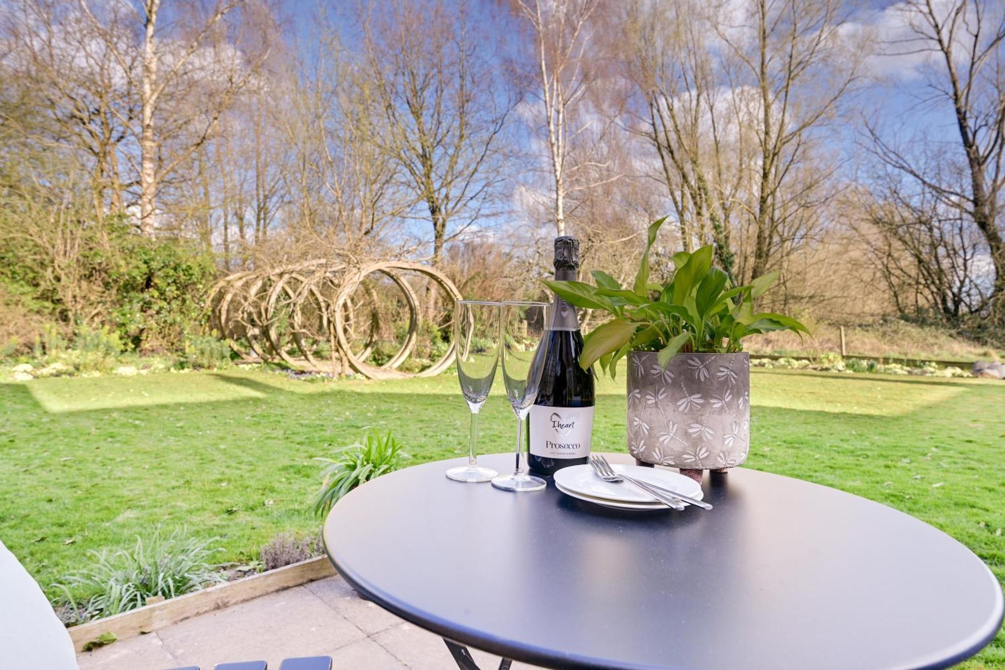 The Hideaway @ Flagham Cottage. Malmesbury Eksteriør billede