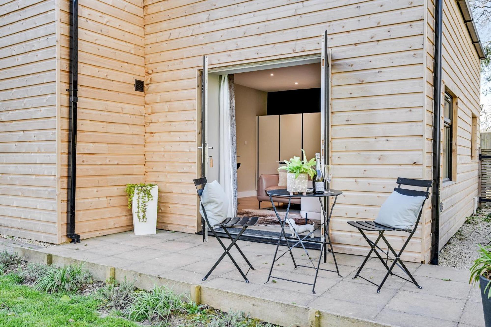 The Hideaway @ Flagham Cottage. Malmesbury Eksteriør billede
